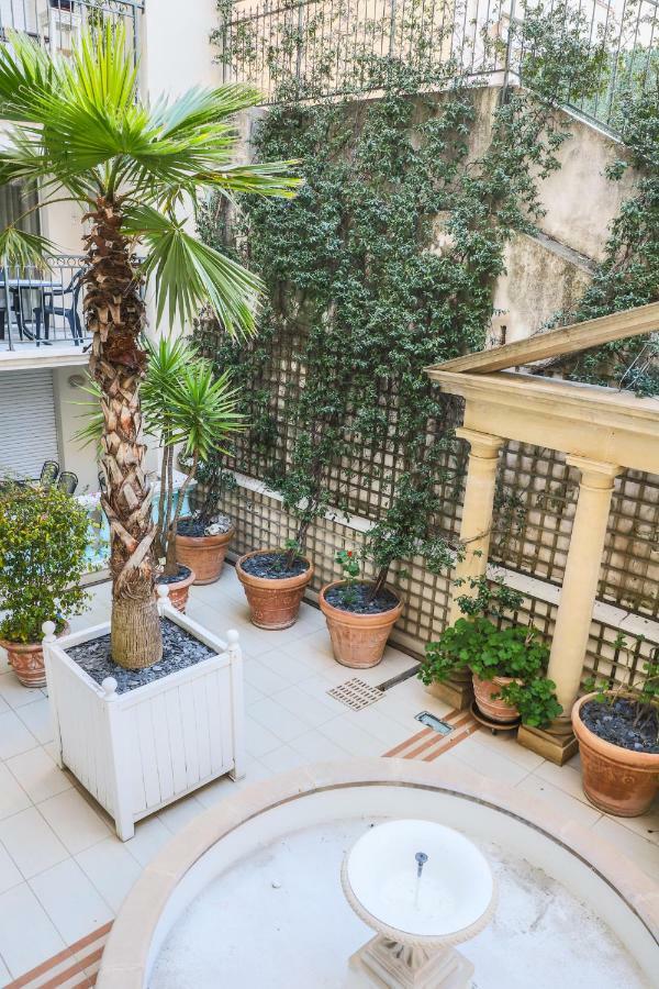 Cannes Palazzio Exterior photo